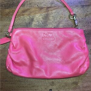 Vintage Small Coach Coral/Pink Leather Shoulder Bag